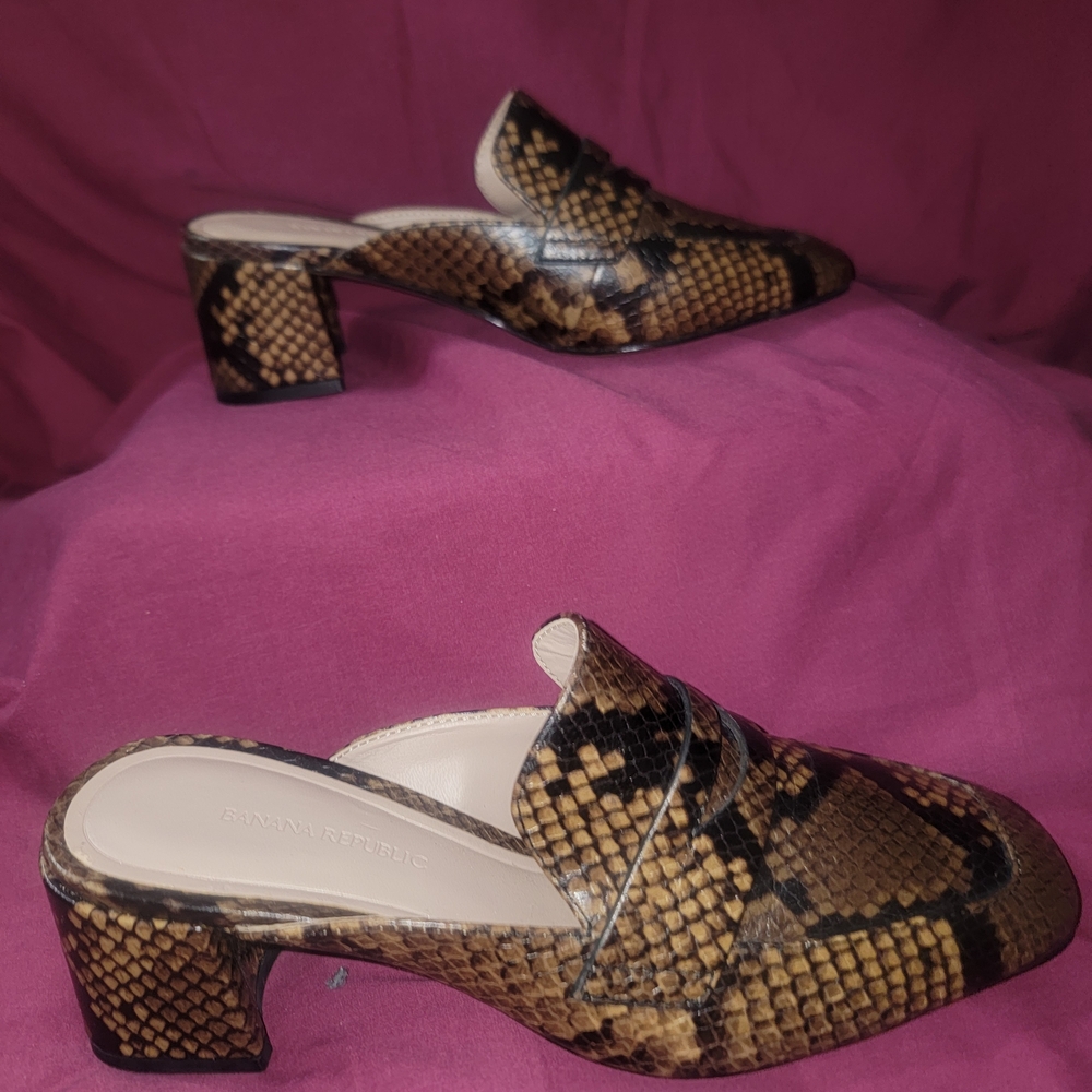 Banana Republic Leather Brown Snake Print Heels